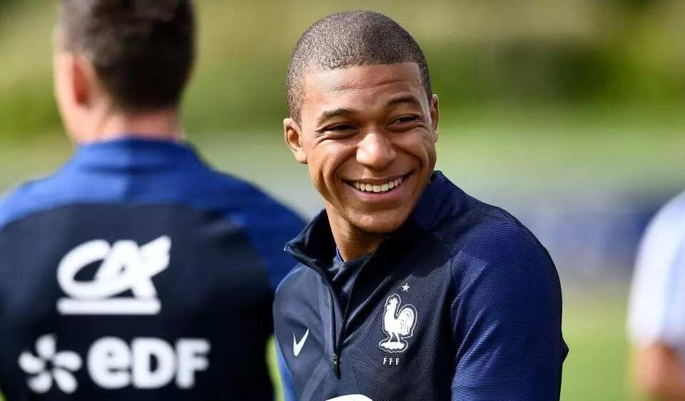 Kudi ke magan: Real Madrid na shirin sayen Dan wasan Dala Miliyan 180 Kudi ke magan: Real Madrid na shirin sayen Dan wasan Dala Miliyan 180