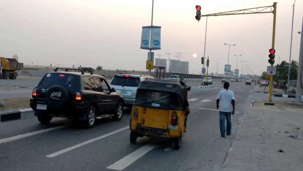 Traffic rules and regulations in Nigeria Traffic rules and regulations in Nigeria