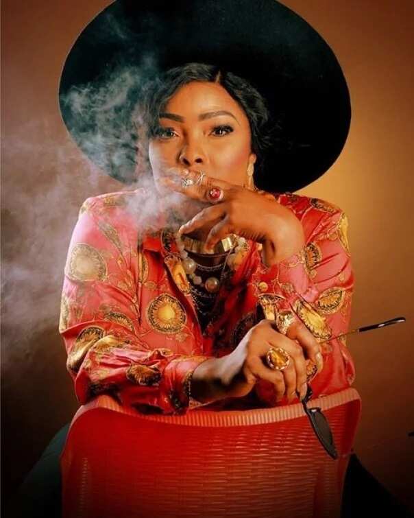 Nigerian female celebrities that smoke