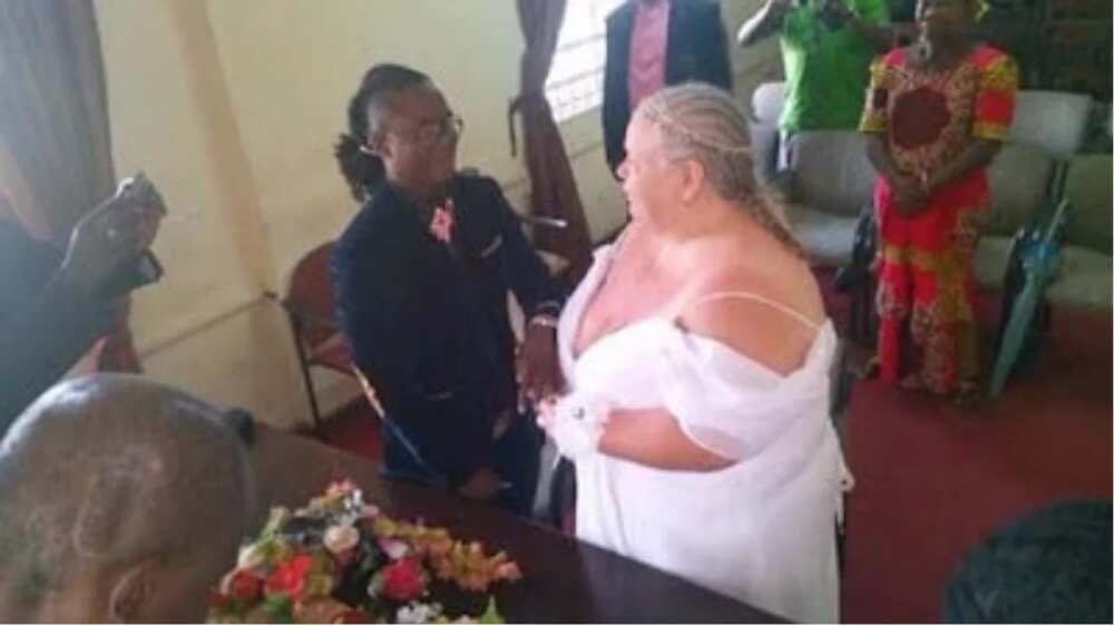Sierra Leonean artist marries woman old to be his grandmother Sierra Leonean artist marries woman old to be his grandmother