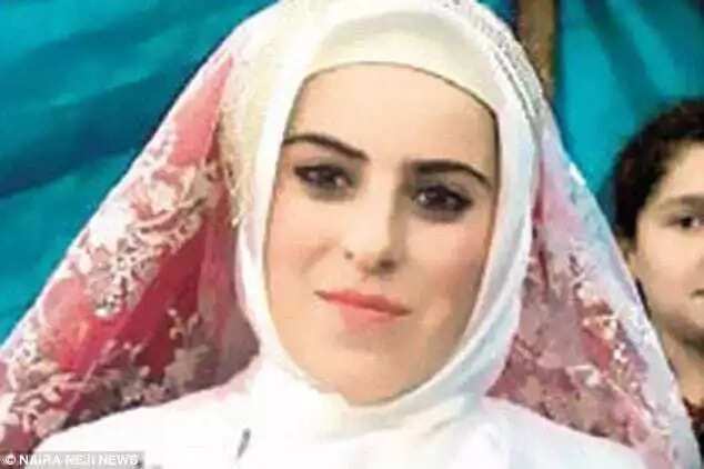Derya B mai kimanin shekaru 15 ta mutu gurin haihuwa Derya B mai kimanin shekaru 15 ta mutu gurin haihuwa