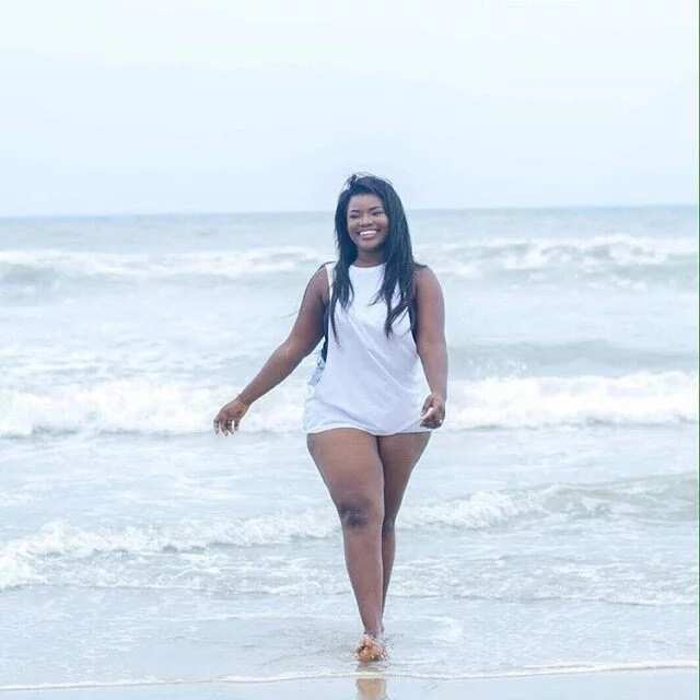 How Can This Mum Of 5 Be 21”- Nigerians React To Lady’s 21st Birthday Photos