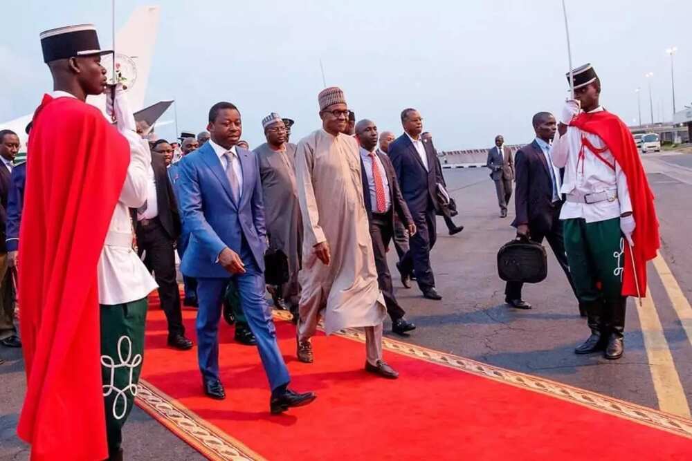 Hotuna: Shugaba Buhari ya isa kasar Togo domin halartan taron ECOWAS/ECCAS