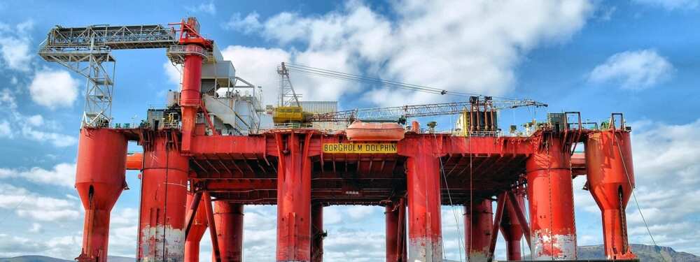 Crude oil platform in Niger delta Crude oil platform in Niger delta
