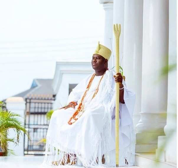 Royal rides! Here the exquisite cars the last 3 Ooni’s of Ife drove (photos)