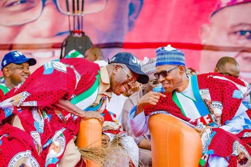 Oshiomhole and Buhari during APC campaign