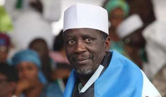 Yadda tsaffin gwamnonin PDP suka ba Buhari Naira miliyan 100 na kamfen a 2014 - Bafarawa