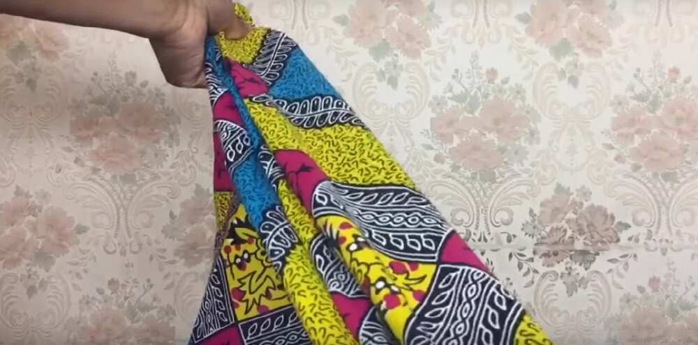 Tie gele Tie gele