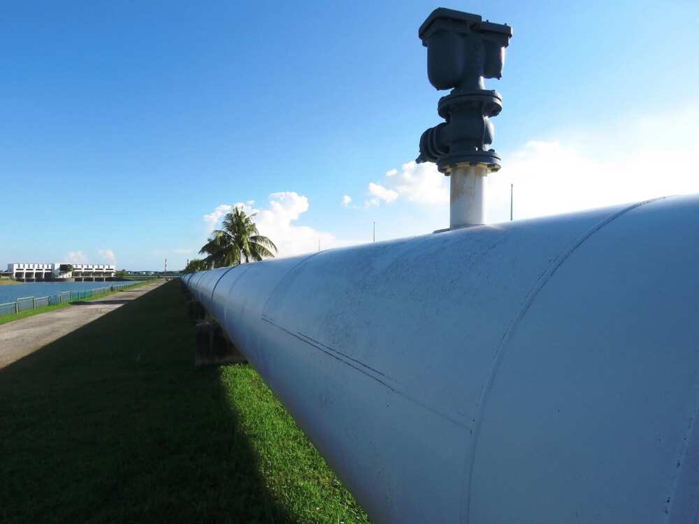 Crude oil pipeline in Nigeria Crude oil pipeline in Nigeria