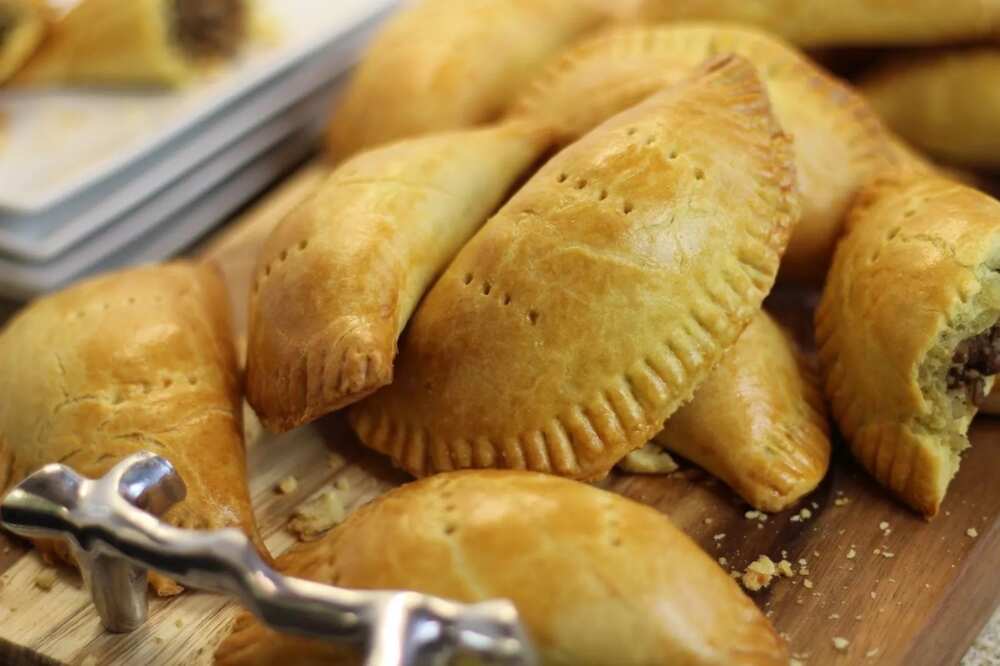 Meat pie with coconuts recipe - top 10 Nigerian snacks and how to make them