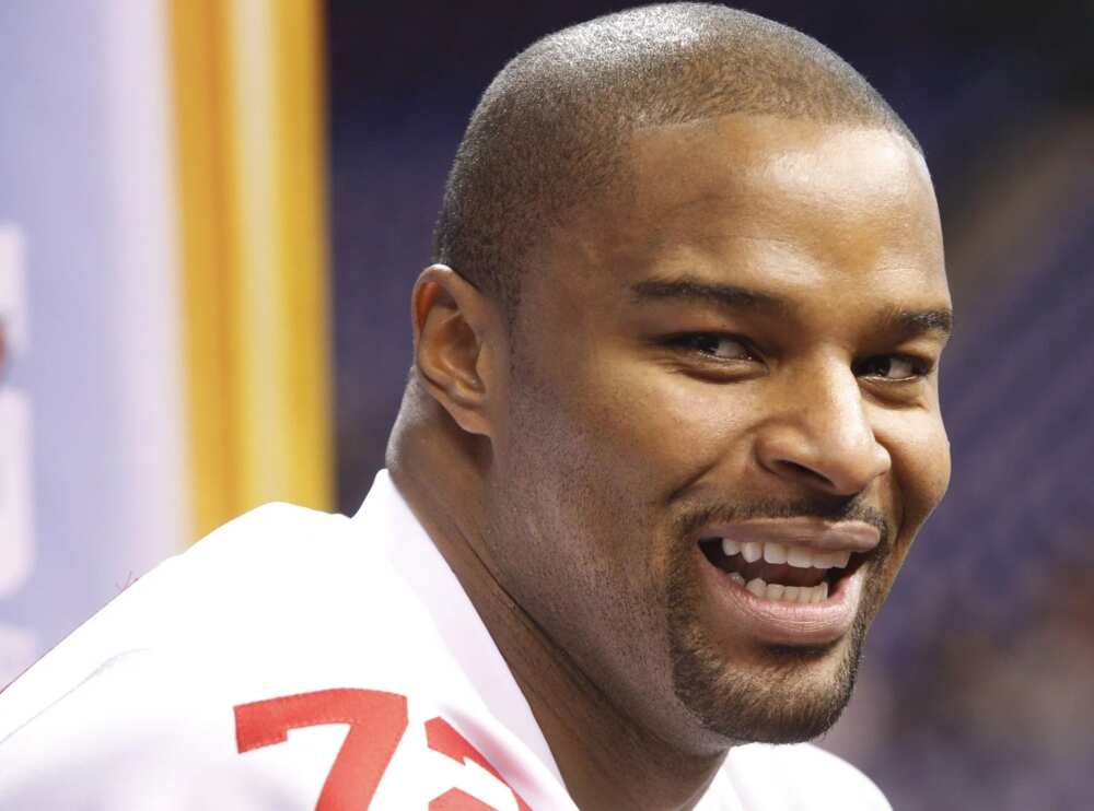 Osi Umenyiora Osi Umenyiora