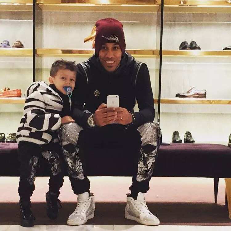 A look at the beautiful family of Aubameyang and ...