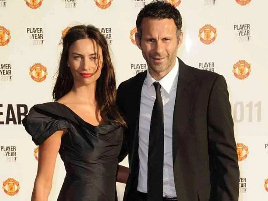 5 footballers who divorced their wives