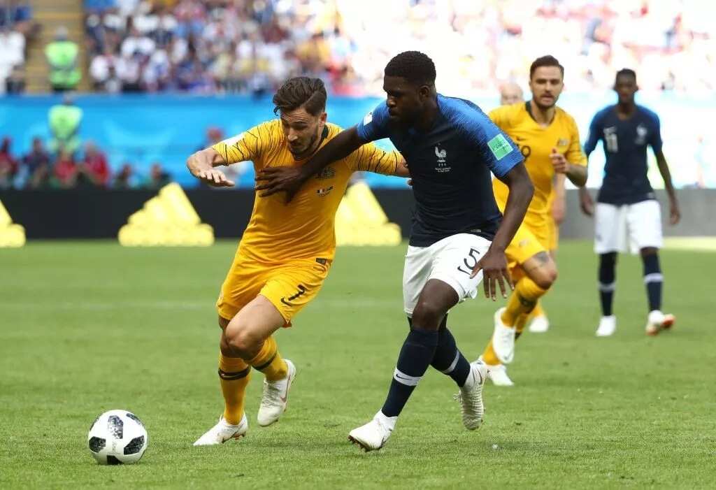 Umtiti photo shops his handball into a slam dunk - Legit.ng