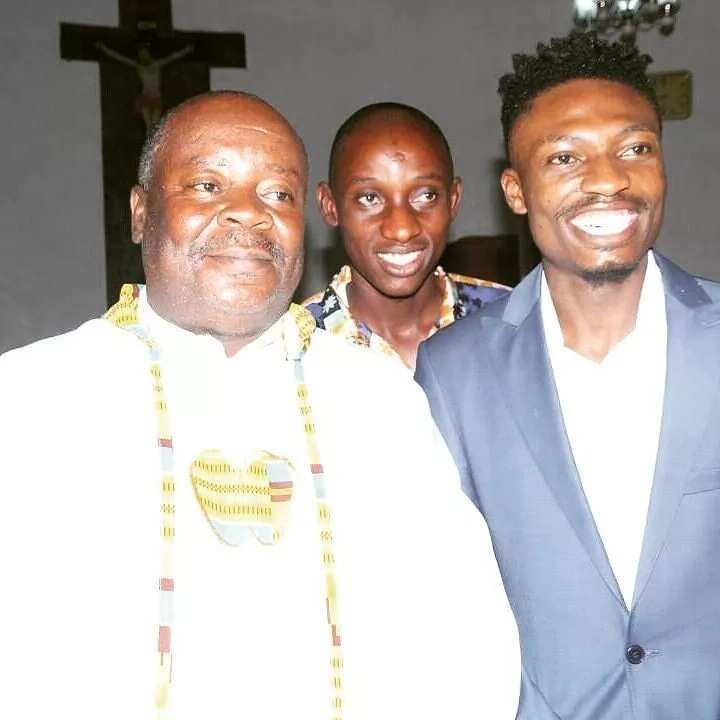 Efe goes to church!