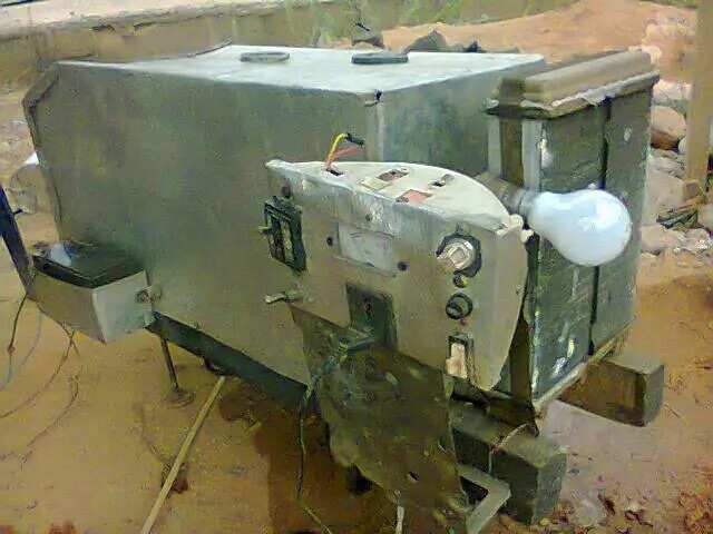 Nigerian shows electricity generator that is powered by water