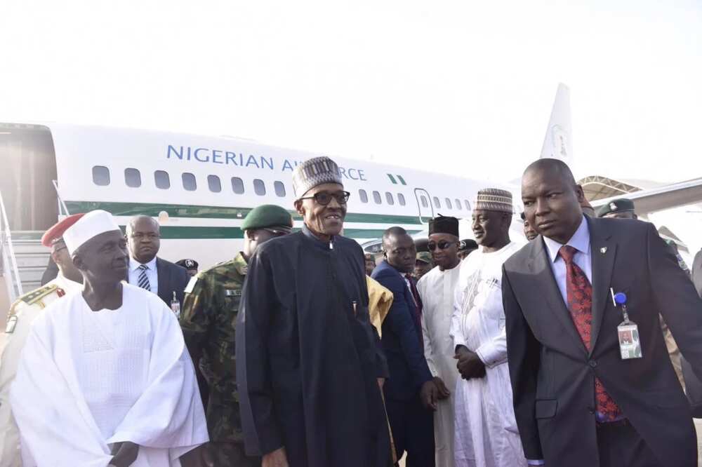 BREAKING: President Buhari finally returns to Nigeria, to address the nation (Video)