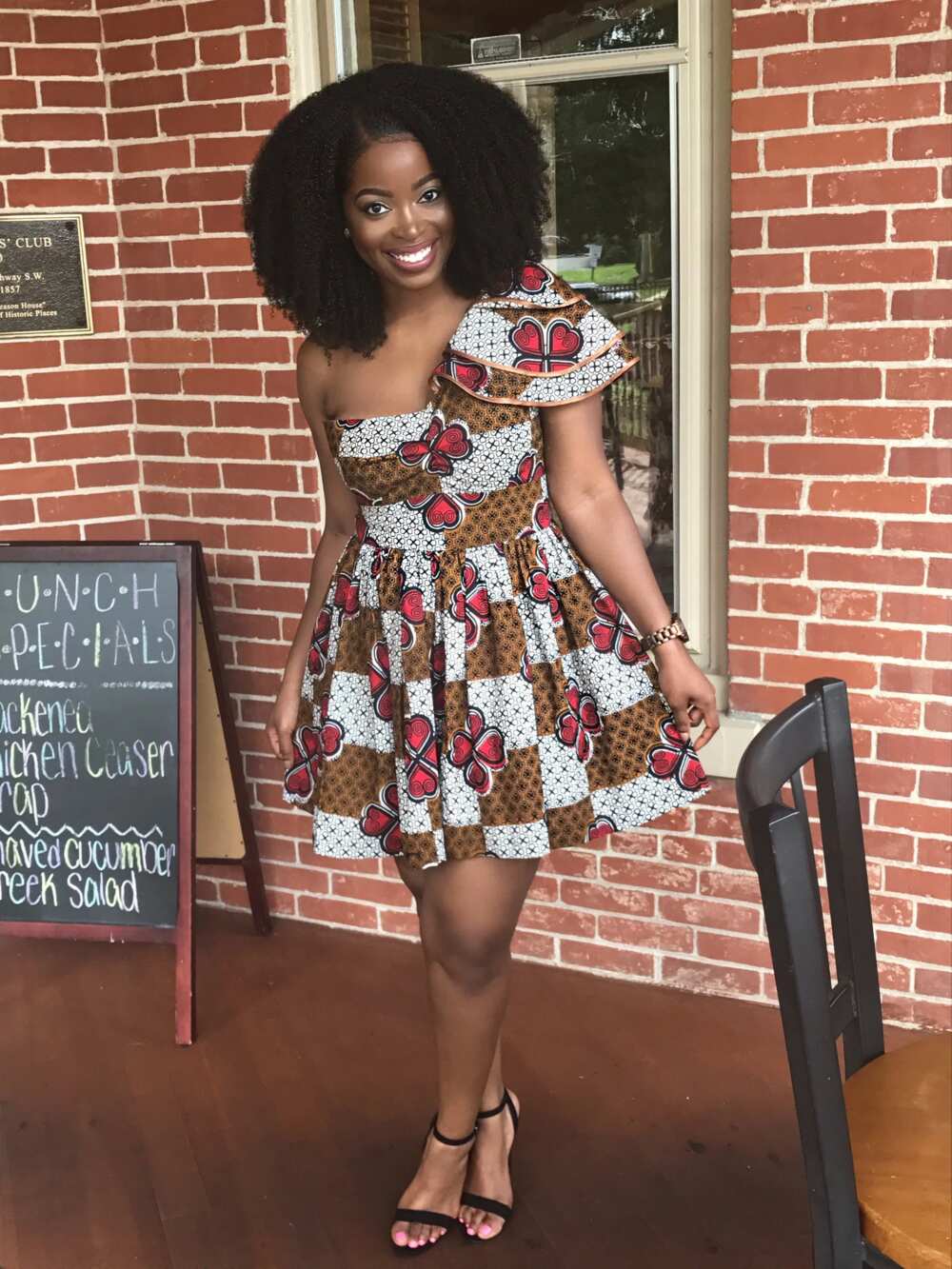Short dress with asymmetry Short dress with asymmetry