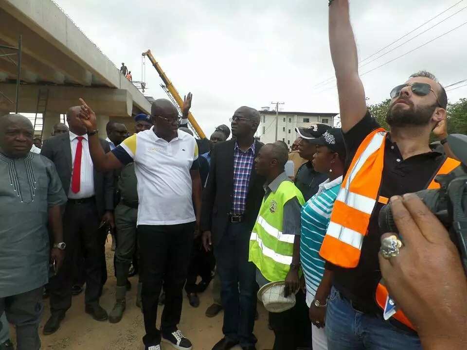 Fashola hails Fayose over Ekiti projects