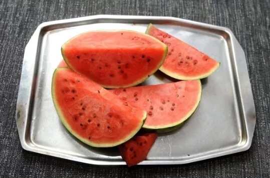 Man finds Allah in watermelon in the midst of Ramadan