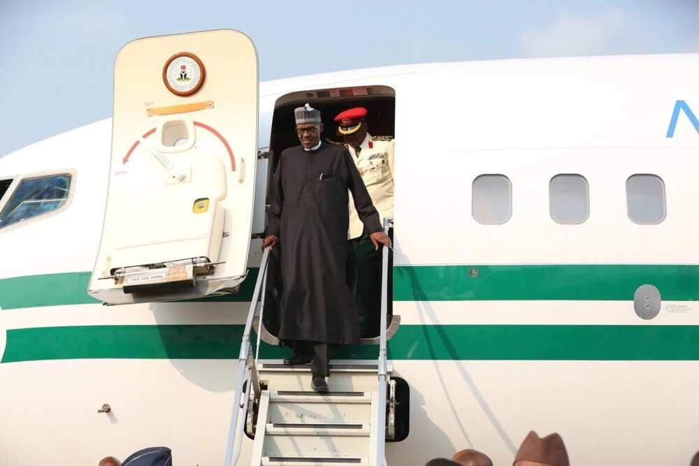 LIVE UPDATES: President Buhari returns to Nigeria after 105 days on medical vacation (photos, video)