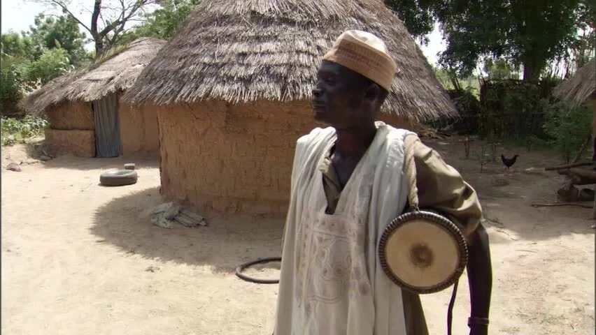 Waiwaye: Hanyoyin sadarwa a kasar Hausa na gargajiya