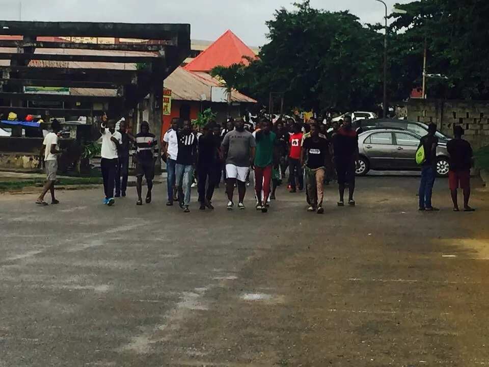UNILAG Students Protest Death Of Colleague (Photos)
