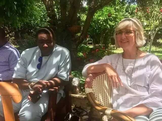 Excited Oyinbo Couple Hosted Pastor Adeboye and His Wife In Israel (Photos)