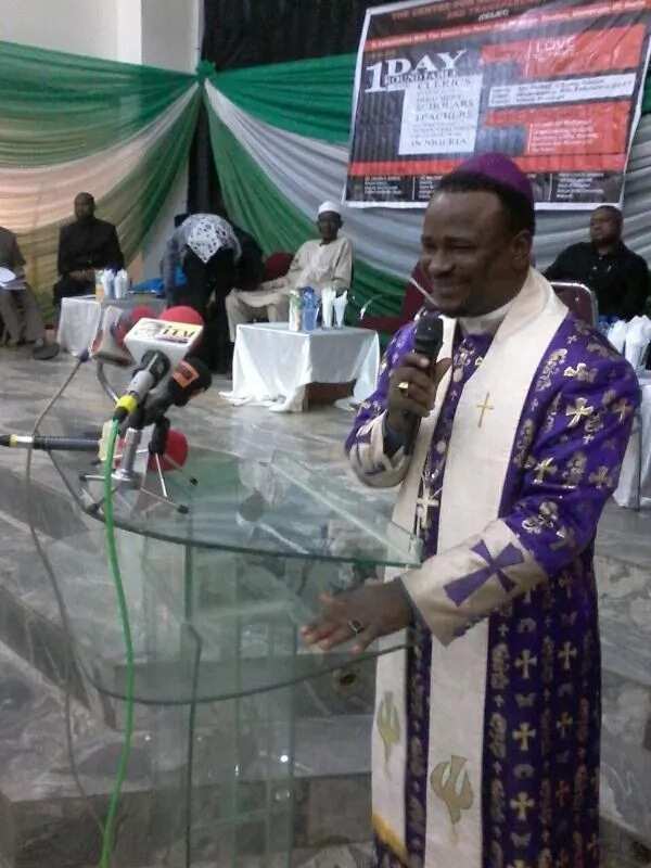 Muslim and Christian leaders meet in Abuja over hate speeches (photos)