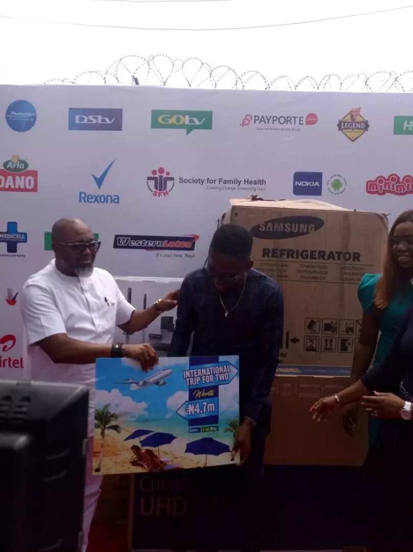 LIVE UPDATES: Miracle receives his N45m worth of prizes on BBNaija