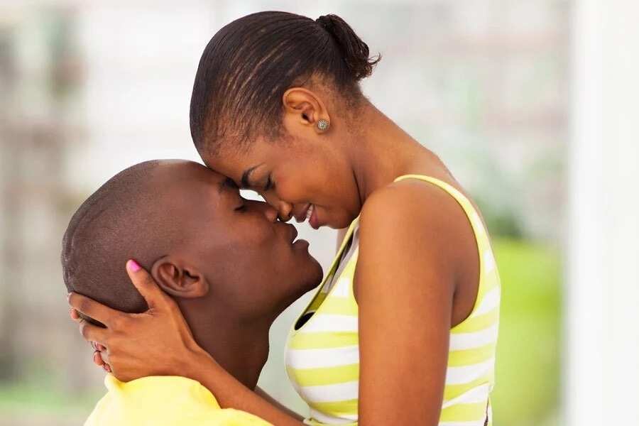 How to kiss passionately for the first time