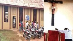 Jesus 'appears' in Markudi Catholic Church, worshipers troop In for mercy (photo)