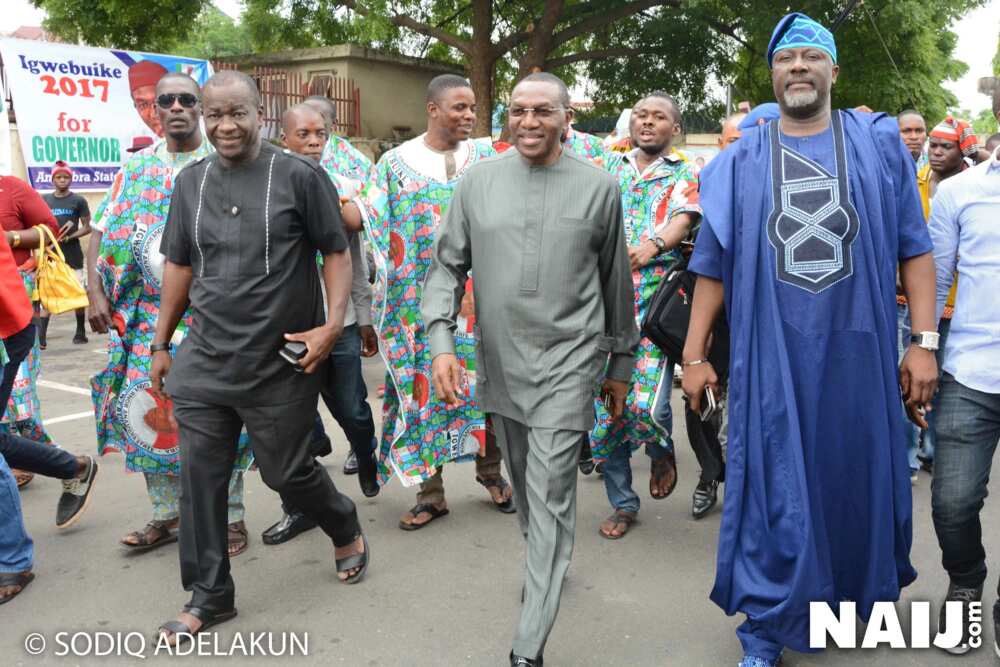 Anambra polls: Senator Andy Uba leads over 40 senators to pick up APC ticket (photos)