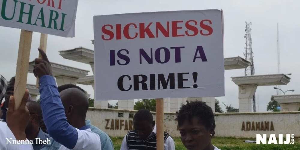 Charly Boy, others cancel protest to Aso Rock for fear of clash with pro-Buhari group (photos) Charly Boy, others cancel protest to Aso Rock for fear of clash with pro-Buhari group (photos)