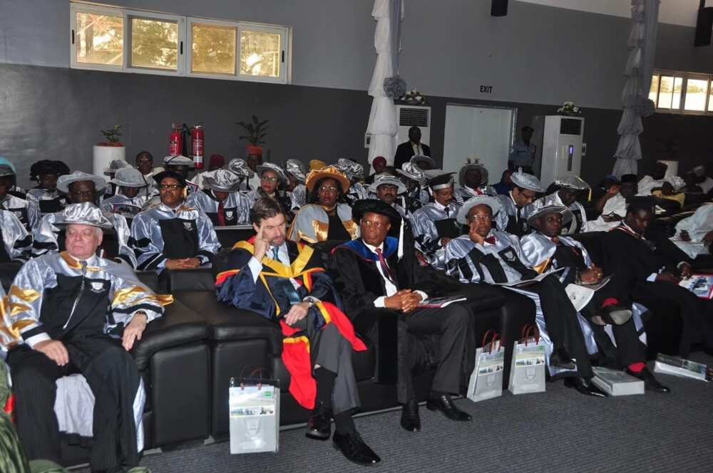 Baze university postgraduate courses Baze university postgraduate courses
