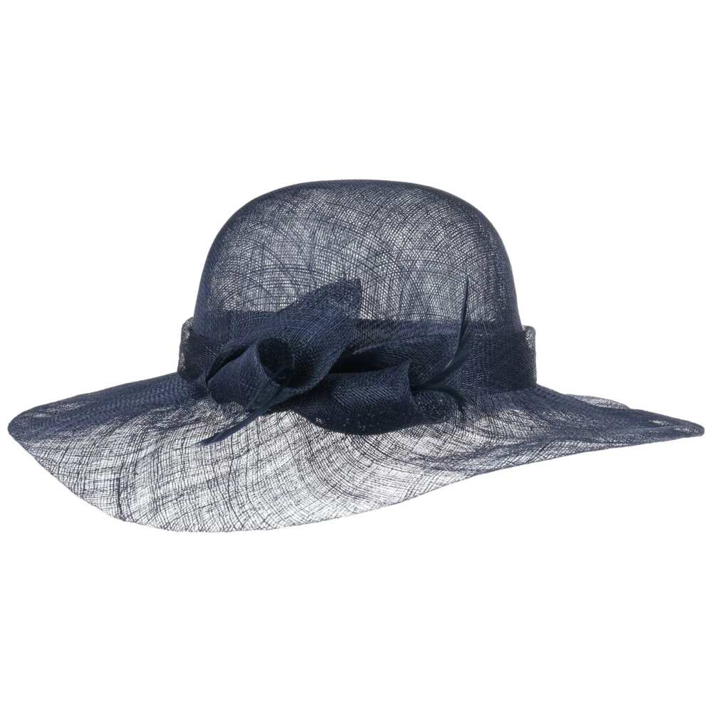 Beautiful hat with sinamay Beautiful hat with sinamay