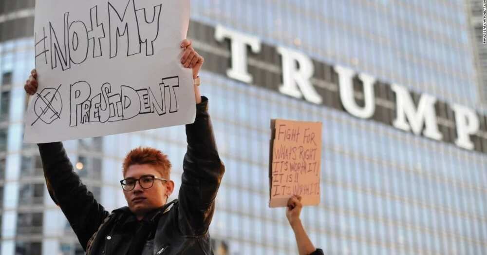4 signs most Americans want Trump impeached