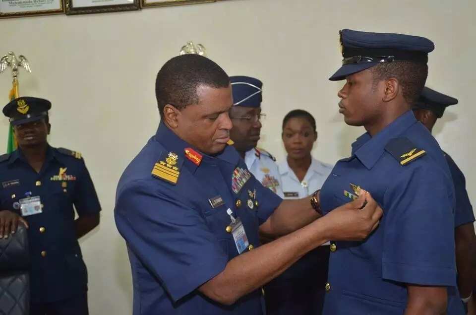 Nigerian Air Force ‘wings’ two US-trained combat pilots Nigerian Air Force ‘wings’ two US-trained combat pilots