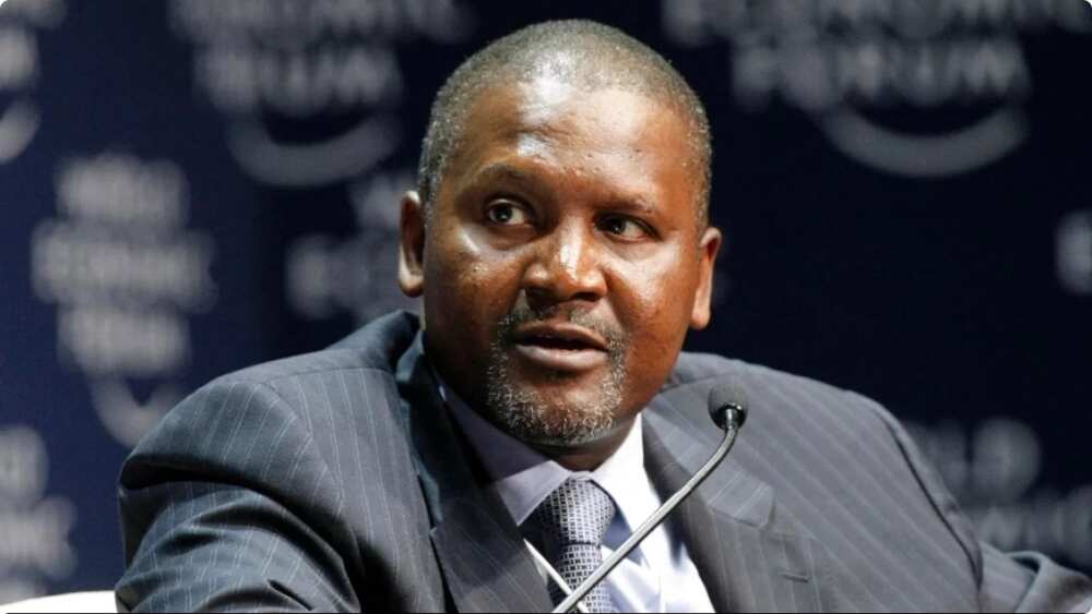Dangote ya kafa kamfanin kera manyan motocin daukan kaya a Najeriya Dangote ya kafa kamfanin kera manyan motocin daukan kaya a Najeriya
