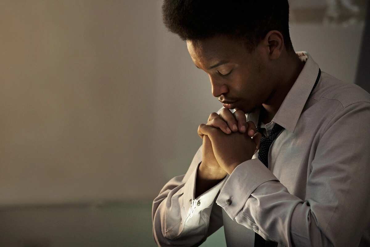 Why do we pray with our eyes closed? - Legit.ng