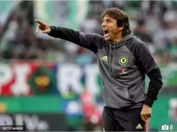 Conte ya buda wuta; yana neman dan wasa Edison Cavani