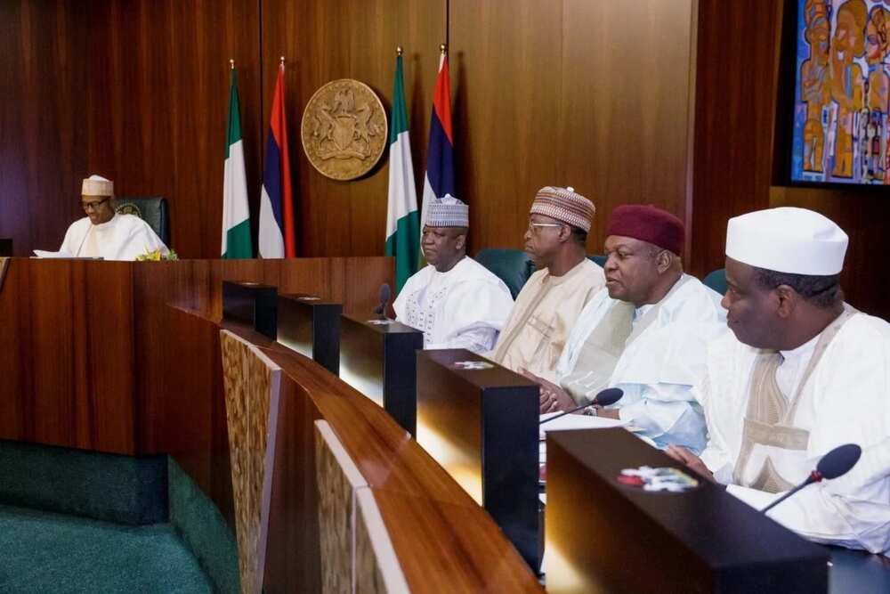 President Buhari meet governors at NEC session