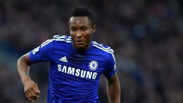 Chelsea ta sayi Michy Batshuay daga Marseille Chelsea ta sayi Michy Batshuay daga Marseille