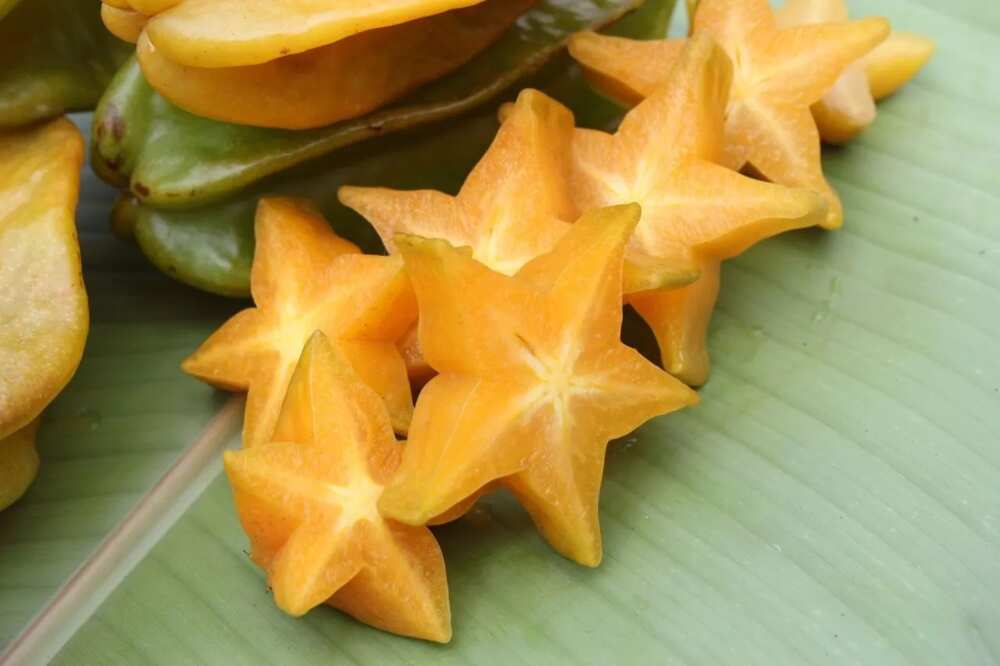 Star fruit photo Star fruit photo