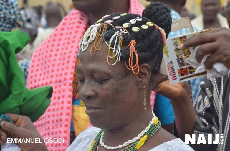Arugba appears as Osun Osogbo Festival hots up.
