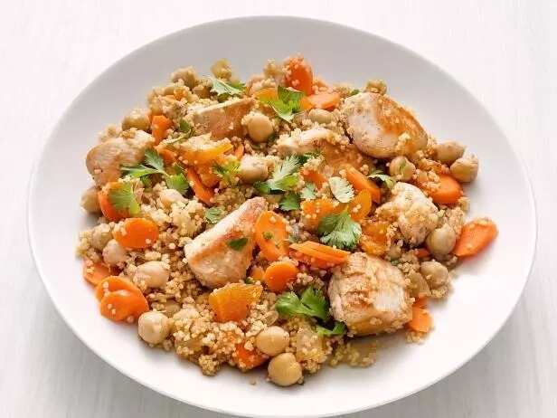 Couscous recipe with chicken and vegetables