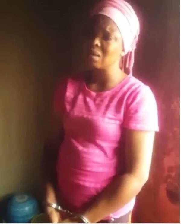 Midwife arrested for allegedly stealing a newborn baby and replacing with a dead one in Ifo, Ogun State
