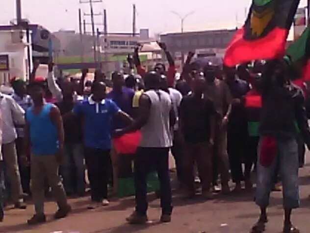 JUST IN: Massive Biafra protest hits Enugu over President Buhari’s visit (photos)