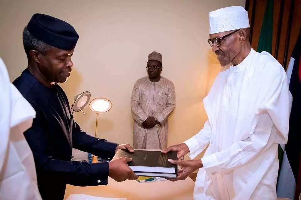 Vice president Osinbajo during submission of committee’s report on allegations of abuses against Babachir Lawal and Ayodele Oke. Photo credit: Facebook, Femi Adesina