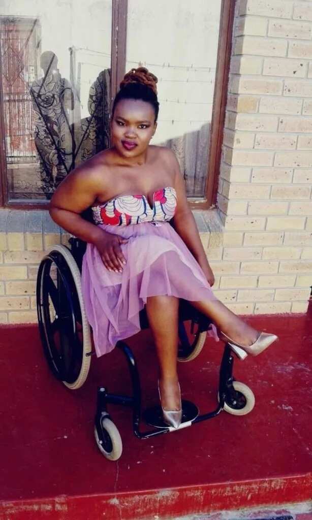 Beautiful physically challenged lady narrates how she decided to live her life to the fullest (photos)